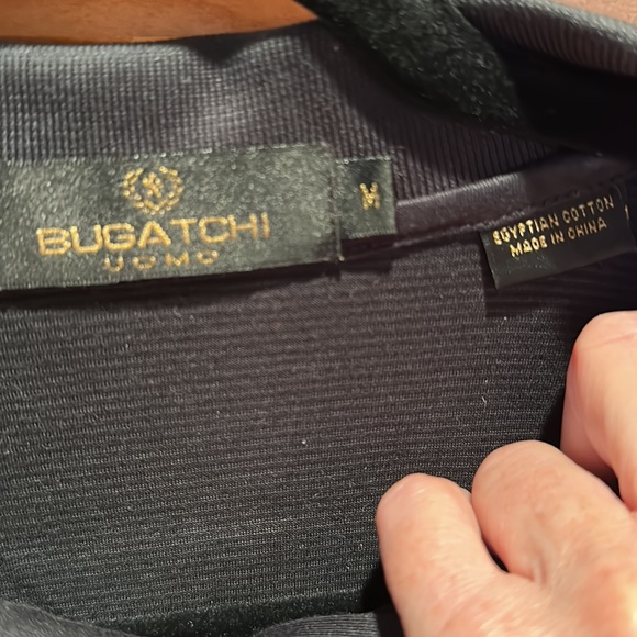 Bugatchi Egyptian Cotton size M. NWOT.  Failed gift for my husband. - Picture 2 of 3